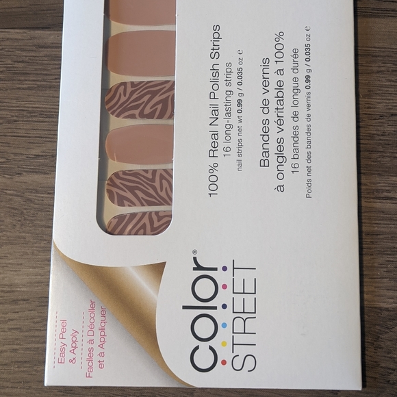 All Wild Up Color Street Nail Set - Picture 2 of 4